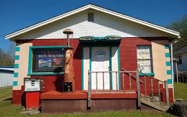 McJerry’s Route 66 Art Gallery